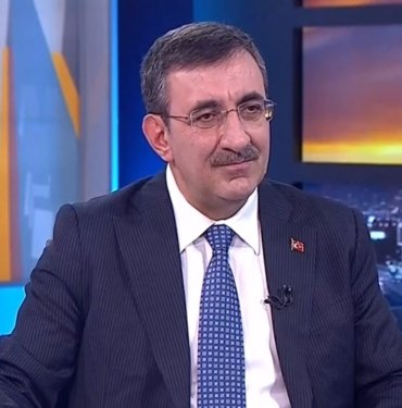 Emeklilere yeni zam yapılacak mı? Cumhurbaşkanı Yardımcısı Yılmaz’dan açıklama