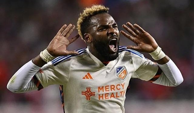 Aaron Boupendza, Türk futboluna geri dönüyor! Süper Lig devi girişimlere başladı