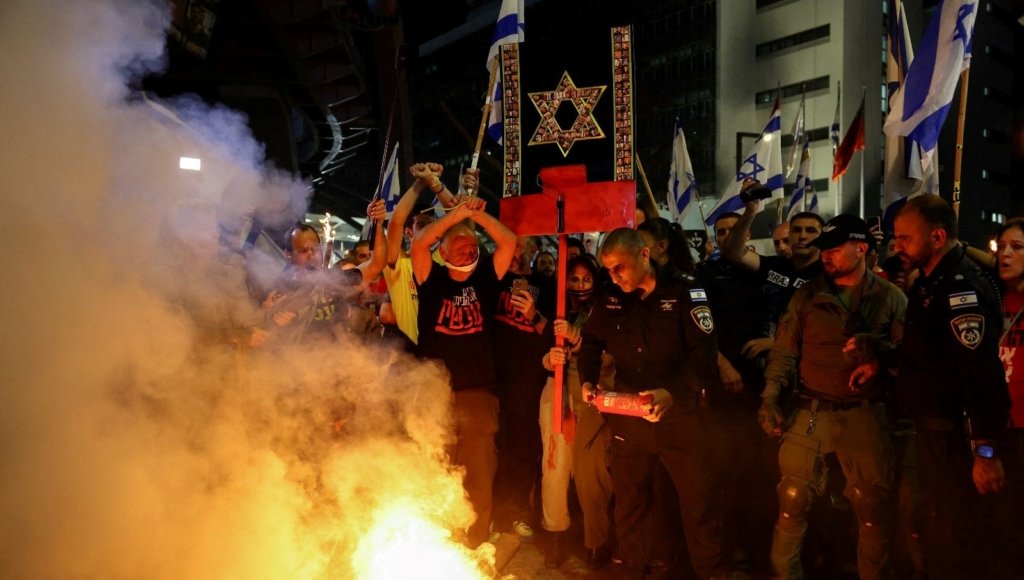 İsrailli Bakan, rehine protestolarını “sorumsuz baskılar” olarak niteledi