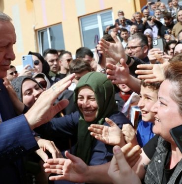 Cumhurbaşkanı Erdoğan: Şimdi sandıklara, oylara sahip çıkma vakti