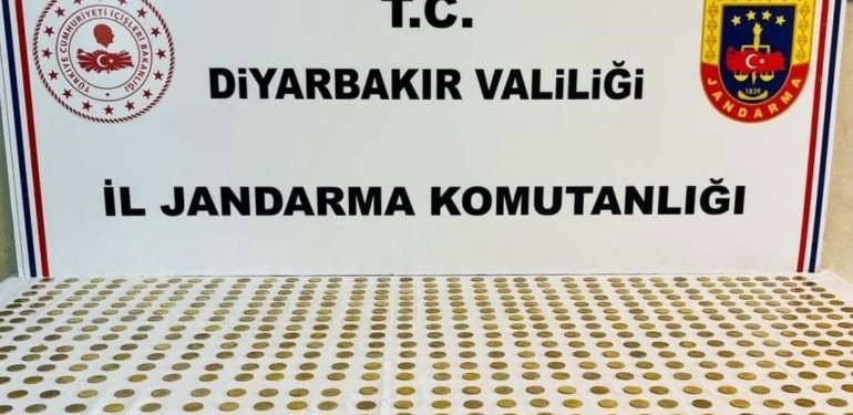 556 adet sahte altın ve tarihi eser ele geçirildi