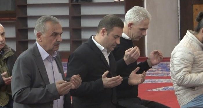 74 yıl sonra gelen başarıdan sonra güne şükür namazıyla başladı! Balıkesir