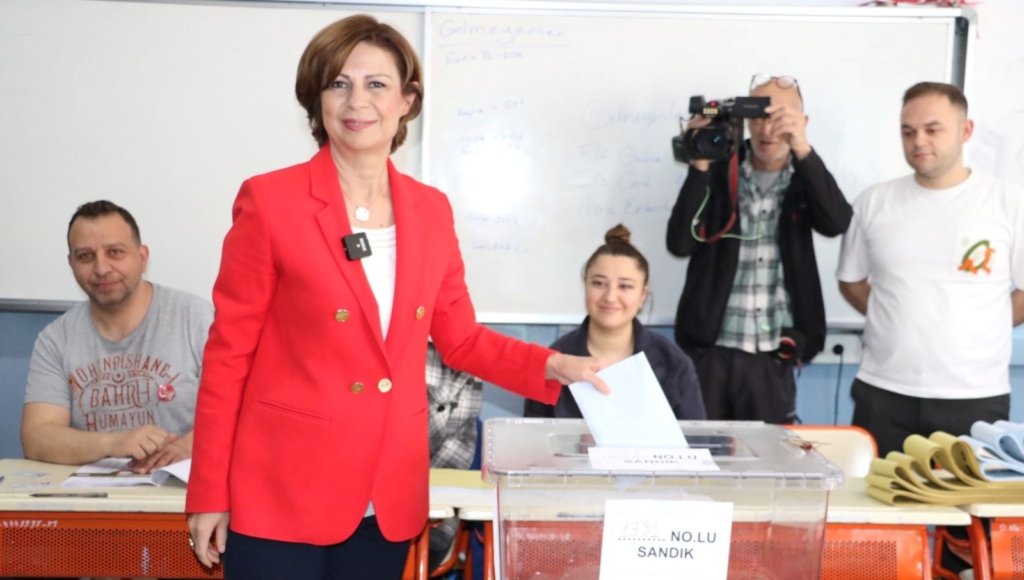 Eskişehir’de Yılmaz Büyükerşen dönemi sona erdi | Seçimi Ayşe Ünlüce kazandı