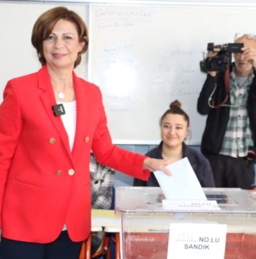 Eskişehir’de Yılmaz Büyükerşen dönemi sona erdi | Seçimi Ayşe Ünlüce kazandı