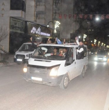 Cizre’de polis aracı kaza yaptı: 5 yaralı