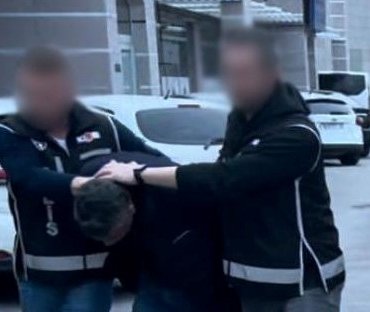 FETÖ’den aranan ihraç polis memurun tutuklama