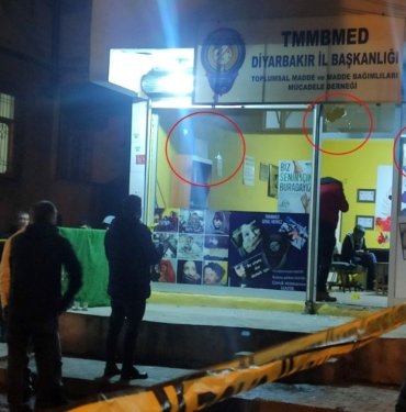 Komşuya iftara gitti ölümden kurtuldu; 4 kurşun isabet etti