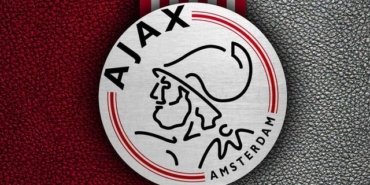 Ajax, bilgi ticareti yaptığı iddiasıyla üst yönetici Kroes