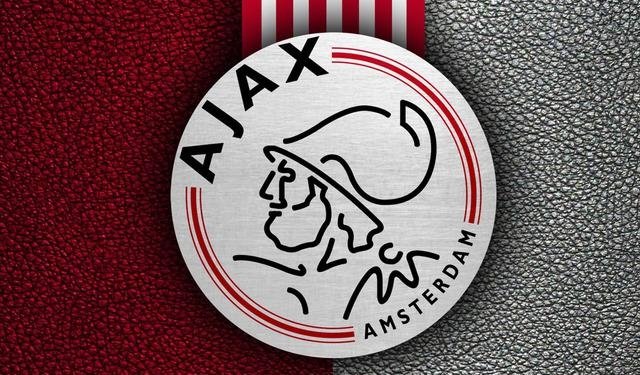 Ajax, bilgi ticareti yaptığı iddiasıyla üst yönetici Kroes
