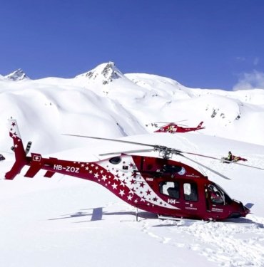 İsviçre Alplerinde kayakçıları indiren helikopter düştü, 3 kişi öldü