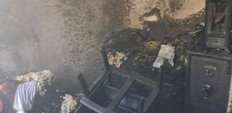 Samandağ’da yanan ev kullanılmaz hale geldi