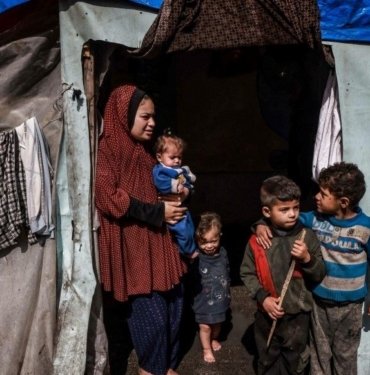Gazze’de her saat 4 çocuk öldürülüyor