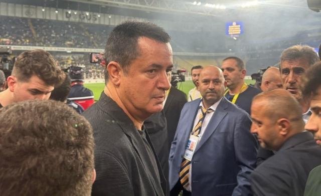 Acun Ilıcalı için kongreden sonra Galatasaray ile temasa geçti iddiası ortalığı karıştırdı! Ilıcalı çılgına döndü “Adi, yalan, iftira…”