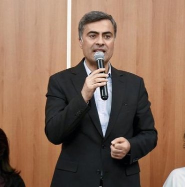 Günler süren gerginlikten sonra Abdullah Zeydan mazbatasını aldı: