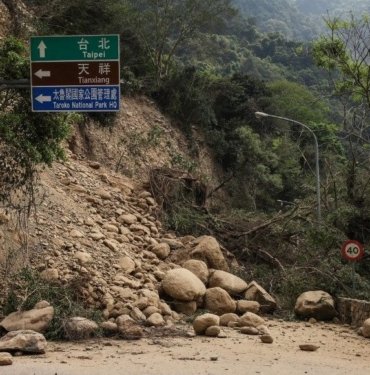 Tayvan’da deprem: Mahsur kalan madenciler kurtarıldı​