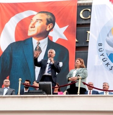 Zeydan Karalar mazbatasını aldı
