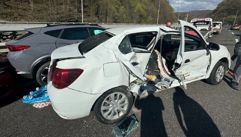 Anadolu Otoyolu’nun zincirleme trafik kazası: Araç kuyrukları oluştu
