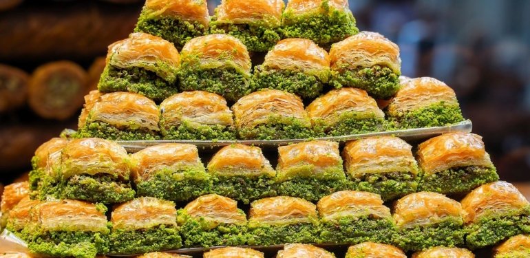 Baklavanın şekeri düştü