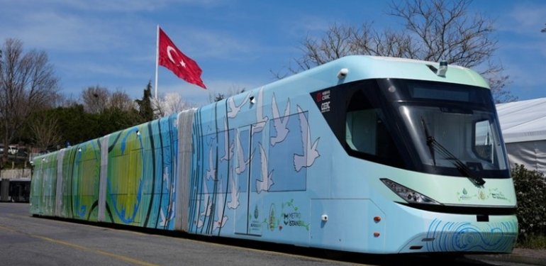 İstanbul’da elektrikli metrobüs dönemi: Test sürüşleri başladı
