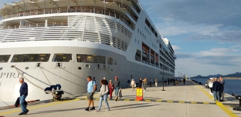 Bodrum’a sezonun ilk kruvaziyeri geldi