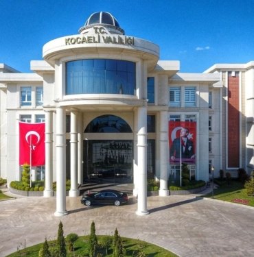 Polise mukavemet, tehdit ve hakaret olayına ilişkin Kocaeli Valiliği’nden açıklama