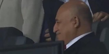 Fenerbahçe 2. dakikada sahadan çekildi, Mehmet Büyükekşi