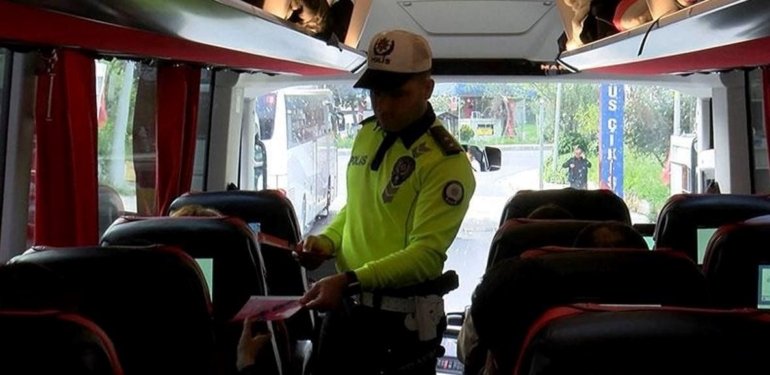 Şehirler arası yolcu otobüsleri denetlendi