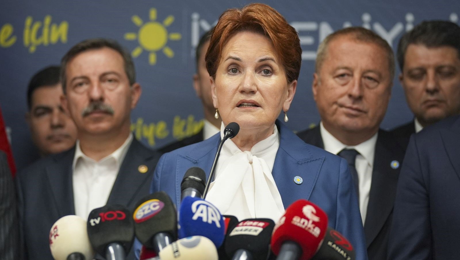 SON DAKİKA HABERİ: Meral Akşener aday olmayacağını açıkladı