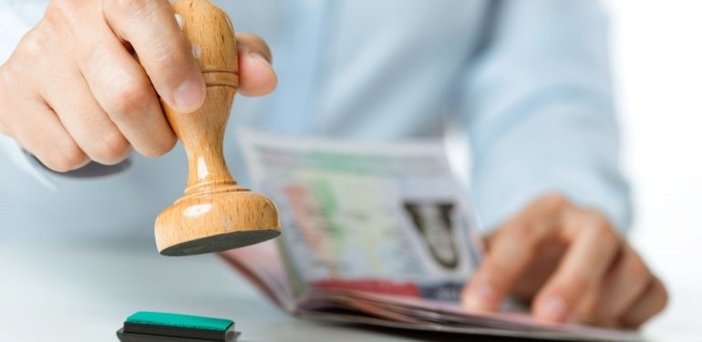 El Salvador 5 bin işçiye ücretsiz pasaport verecek