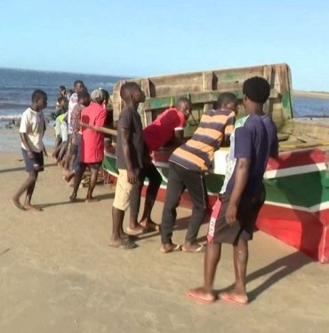 Mozambik’te feribot devrildi: 96 kişi öldü, 26 kişi kayıp