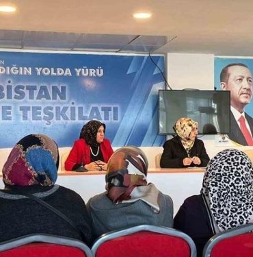 AK Parti Kadın Kolları