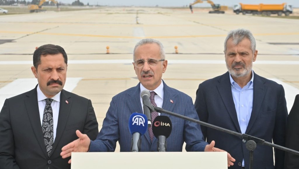 Hatay Havalimanı’nda uçuşlar yeniden başladı