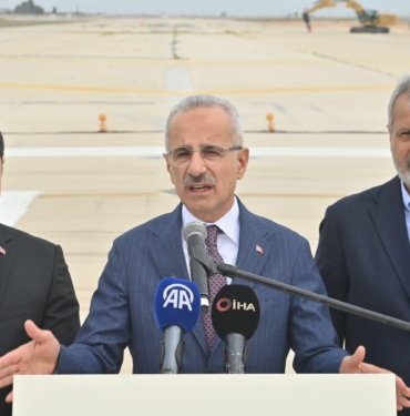 Hatay Havalimanı’nda uçuşlar yeniden başladı