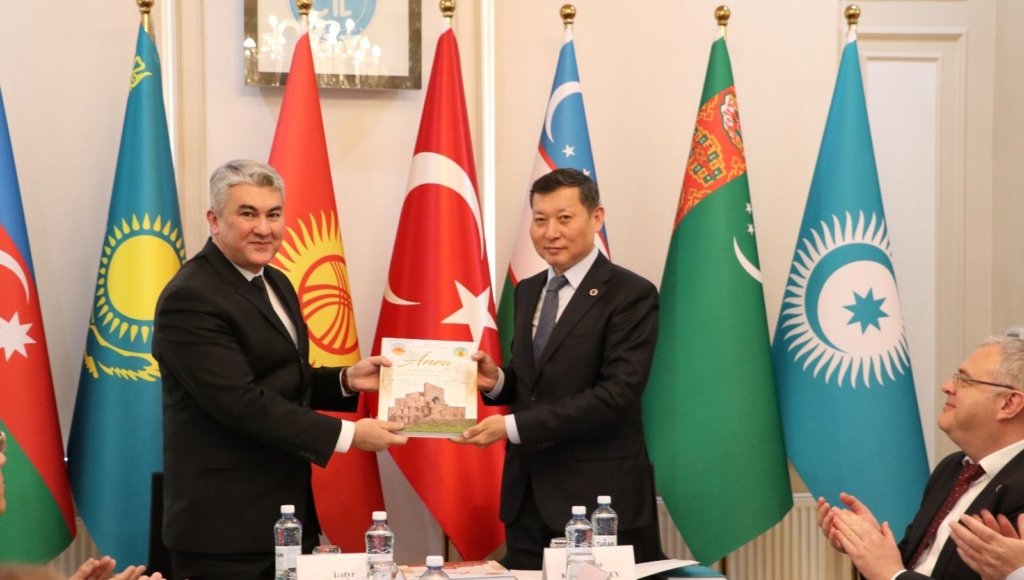 “2024 Türk Dünyası Kültür Başkenti” Anev’in tarihini anlatan kitap tanıtıldı