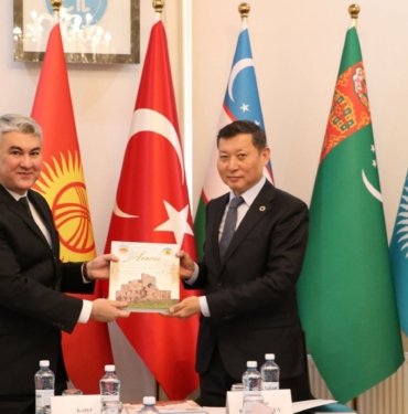 “2024 Türk Dünyası Kültür Başkenti” Anev’in tarihini anlatan kitap tanıtıldı