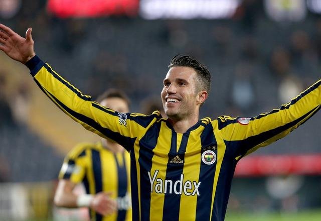 Robin van Persie futbol dünyasına geri dönüyor! Önümüzdeki sezonki takımı duyuruldu