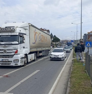 Yaya geçidinden geçerken canından oldu