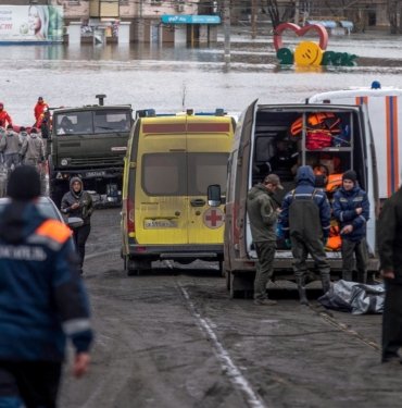 Rusya ve Kazakistan’daki nehirlerde sular yükseliyor