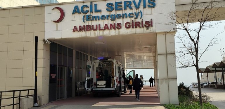 Boşanma aşamasındaki eşini öldürdü