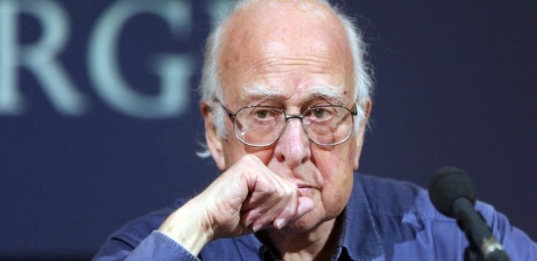 Nobel ödüllü fizikçi Peter Higgs öldü