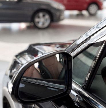 SUV otomobiller zirveyi bırakmıyor