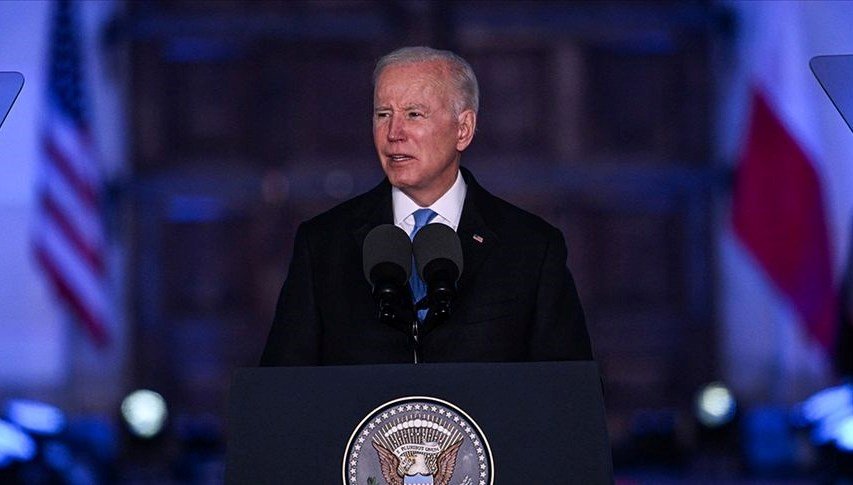 Biden, 7,4 milyar dolarlık öğrenci borcunu sileceğini duyurdu