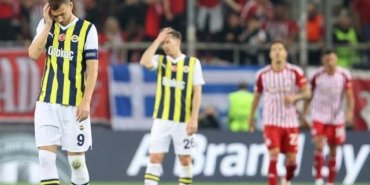 Yunan taraftarlardan skandal tezahürat! UEFA
