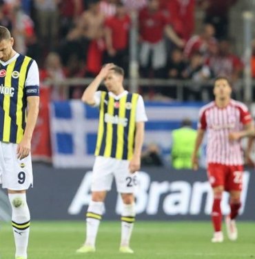 Yunan taraftarlardan skandal tezahürat! UEFA