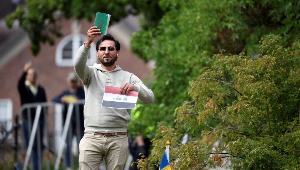 Norveç’ten sınır dışı edildi: Kur’an-ı Kerim yakma provokatörü Momika, İsveç’e teslim edildi