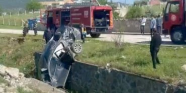 Gaziantep’te otomobil dereye uçtu: 4 yaralı