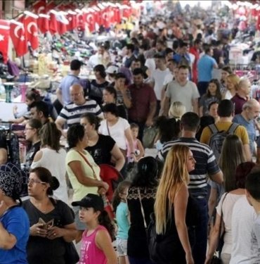Edirne’ye bayramda 300 bin araç girişi oldu