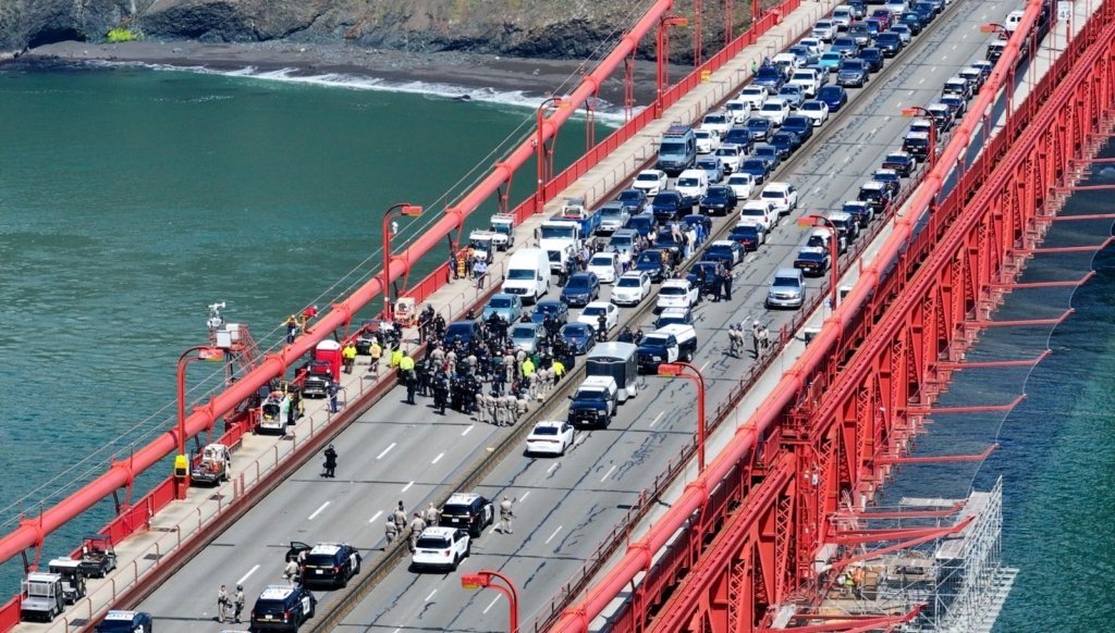 ABD’de Gazze protestosu: San Francisco’daki Golden Gate Köprüsü’nü kapattılar