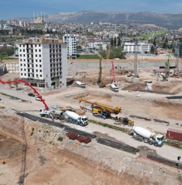 Ebrar Sitesi’nde yerinde dönüşüm