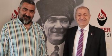 Eski Fenerbahçeli futbolcu Ümit Özat, Zafer Partisi’ne katıldı!